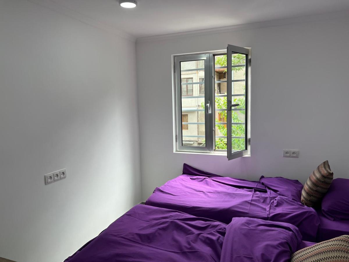 Apartment 20 Saryan เยเรวาน ภายนอก รูปภาพ